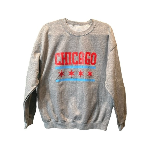 Tops - Vintage long sleeve Chicago crewneck sweatshirt gray w/ red blue graphic in EUC